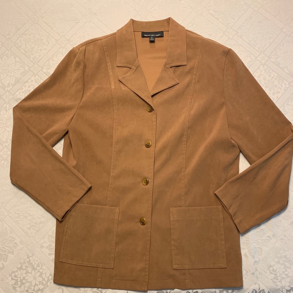 Women’s lightweight blazer